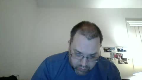 Lonely Man online show from 02-11-26, 10:09