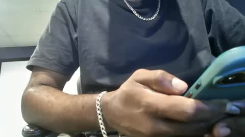 Snapshot of longblack37 chatting on 01-18-25, 08:31 slim reaper online show from 01-18-25, 08:31