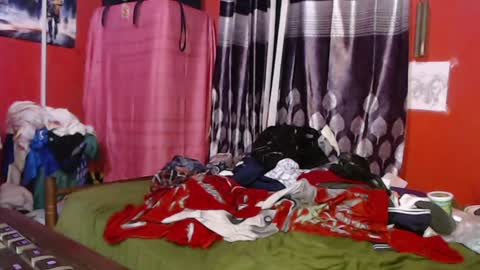 Snapshot of longdickservice01 chatting on 01-29-25, 12:22 professionalbreastsucker online show from 01-29-25, 12:22