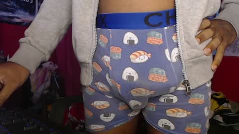 Snapshot of longdickservice01 chatting on 02-08-25, 10:29 professionalbreastsucker online show from 02-08-25, 10:29