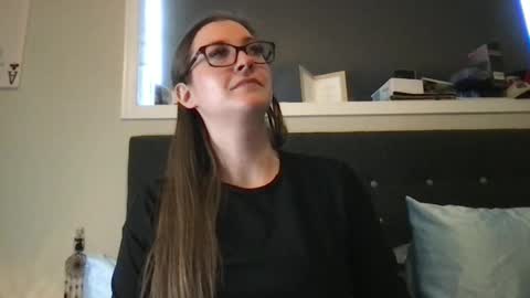 Snapshot of longhairbeautyxoxo chatting on 12-12-24, 07:15 Wima online show from 12-12-24, 07:15