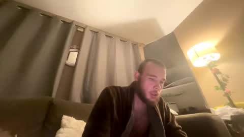 Unknowncouple online show from 04-15-26, 07:58