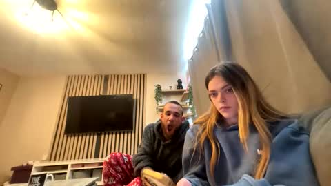 Unknowncouple online show from 04-19-26, 10:03