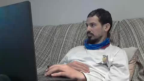 Snapshot of longnight5 chatting on 02-12-25, 04:11 Alejandro Rulitos Twitter longnight55 Intagram 5longnight5 online show from 02-12-25, 04:11