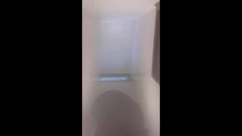 longslong420420 online show from 04-12-26, 10:04