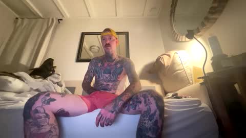 Snapshot of longwalksonthebeach69 chatting on 02-26-26, 07:51 longwalksonthebeach69 online show from 02-26-26, 07:51