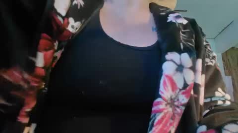 Londoncashmere69  online show from 01-25-25, 04:45