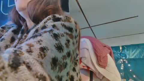 Londoncashmere69  online show from 01-31-25, 04:27