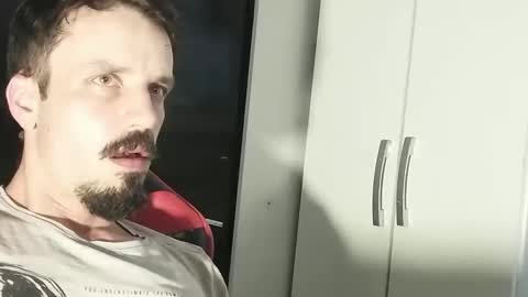 Snapshot of lookaz4010 chatting on 12-29-24, 07:43 Lucas online show from 12-29-24, 07:43