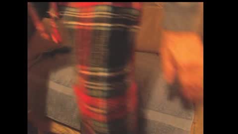 looking469 online show from 01-04-25, 04:33