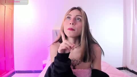 Loly online show from 09-15-25, 01:22