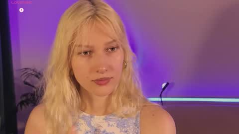 Lora heil online show from 09-10-25, 04:07