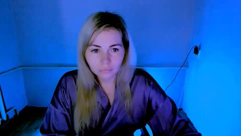 Lora online show from 03-24-26, 03:00