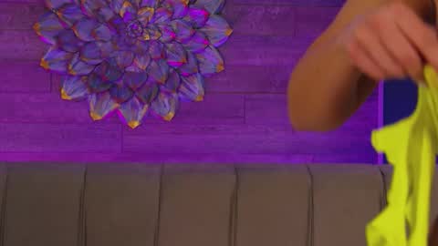 Lora online show from 02-25-26, 08:40