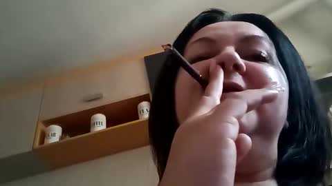 Lora online show from 12-20-24, 10:16