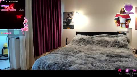 Lora online show from 02-17-25, 02:59