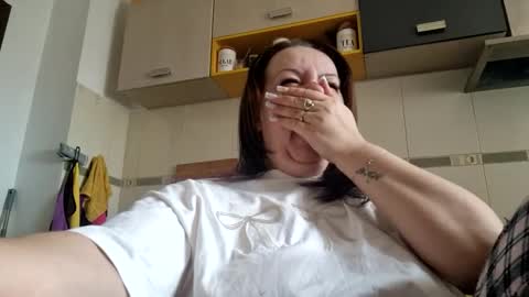 Lora online show from 03-11-25, 10:51