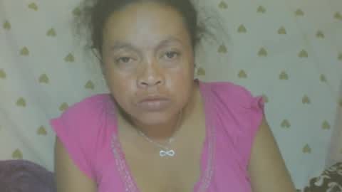 Snapshot of lorahvane chatting on 06-20-26, 06:38 LorahVane online show from 06-20-26, 06:38