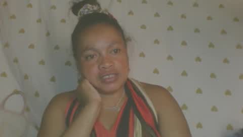 Snapshot of lorahxvane chatting on 05-08-26, 10:09 LorahxVane online show from 05-08-26, 10:09