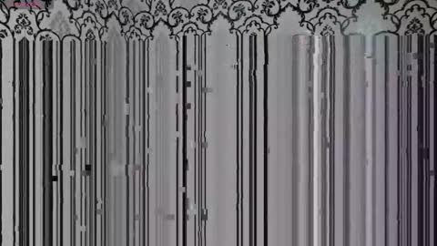 Snapshot of lorasinclare chatting on 04-29-26, 07:12 Queen LoraSinClare online show from 04-29-26, 07:12