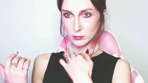 Lora  online show from 04-01-26, 01:39