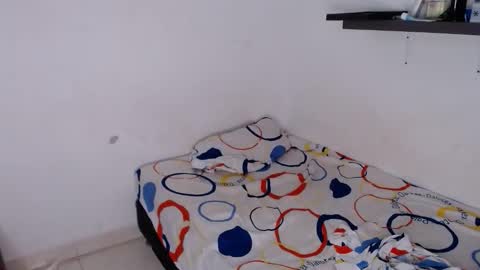 Dominic online show from 12-02-25, 06:03