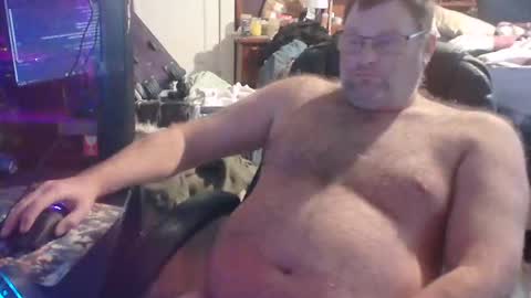 Snapshot of lordimaran chatting on 10-21-25, 12:50 lordimarans room online show from 10-21-25, 12:50
