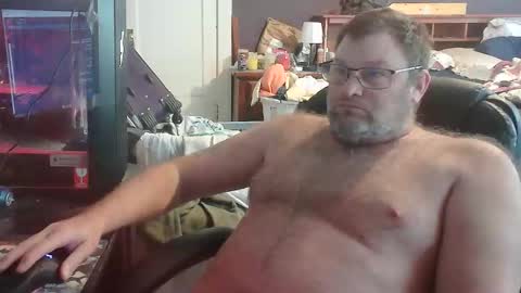 Snapshot of lordimaran chatting on 10-25-25, 12:56 lordimarans room online show from 10-25-25, 12:56