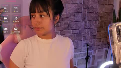 lore_rey online show from 03-25-26, 02:17