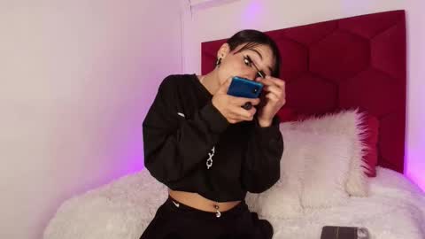 LORELI online show from 11-07-25, 03:28