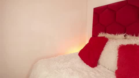 LORELI online show from 11-11-25, 03:50