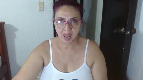 Lorena.. online show from 02-18-25, 01:10