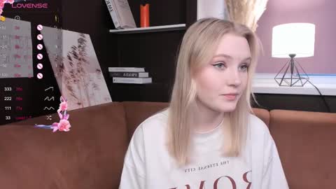 Alice online show from 03-12-25, 04:51
