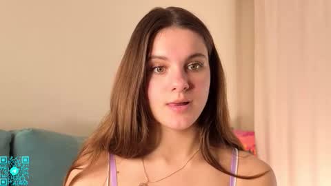 Chloe for Fan BlackHole online show from 11-22-25, 05:23