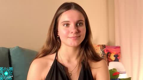 Chloe for Fan BlackHole online show from 11-24-25, 05:45