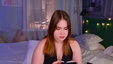 Snapshot of lori_mason chatting on 12-17-25, 06:58 Lori online show from 12-17-25, 06:58