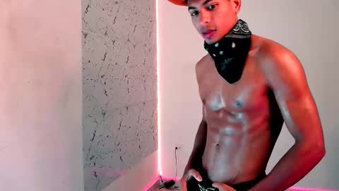 Lorian Vikel  online show from 09-23-25, 10:02