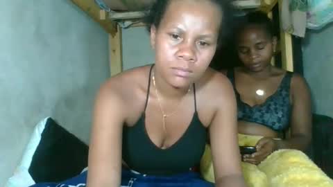 Snapshot of lorienne98 chatting on 05-17-26, 11:12 lorienne98 online show from 05-17-26, 11:12