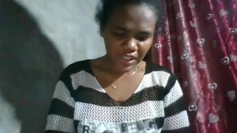 Snapshot of lorienne98 chatting on 05-18-26, 07:03 lorienne98 online show from 05-18-26, 07:03