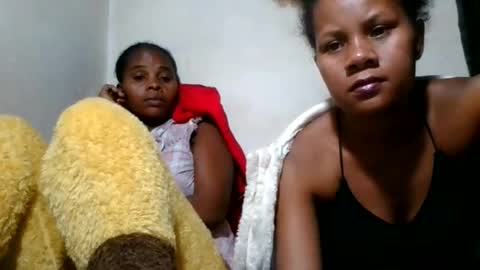 Snapshot of lorienne98 chatting on 05-27-26, 07:22 lorienne98 online show from 05-27-26, 07:22