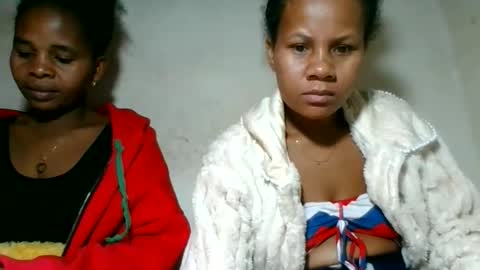 Snapshot of lorienne98 chatting on 05-30-26, 05:15 lorienne98 online show from 05-30-26, 05:15