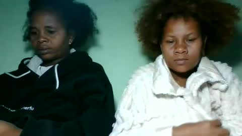Snapshot of lorienne98 chatting on 06-08-26, 12:36 lorienne98 online show from 06-08-26, 12:36
