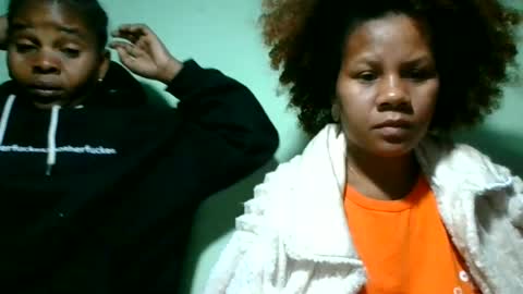Snapshot of lorienne98 chatting on 06-19-26, 11:41 lorienne98 online show from 06-19-26, 11:41