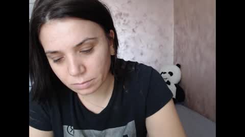 LorraGrey online show from 10-31-25, 01:01