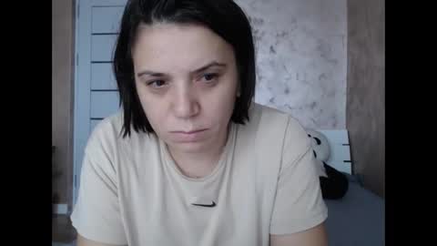 LorraGrey online show from 11-08-25, 12:16