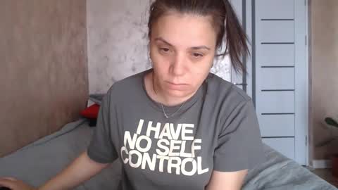 LorraGrey online show from 05-14-26, 06:42