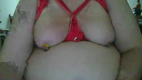 Snapshot of lory_99 chatting on 01-26-25, 10:45 Lory online show from 01-26-25, 10:45