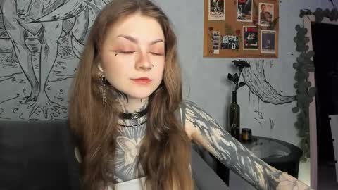 Snapshot of lostallice chatting on 02-16-26, 03:24 lostallice online show from 02-16-26, 03:24