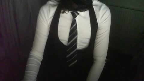 Snapshot of lostb0y98 chatting on 04-05-26, 01:47 lostb0y98 online show from 04-05-26, 01:47