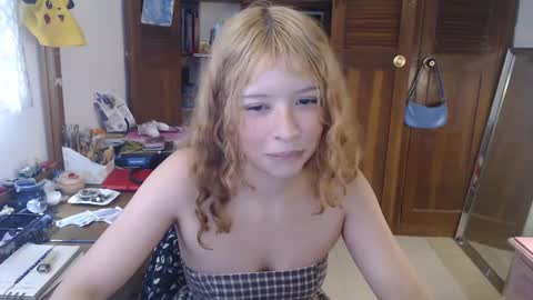 Snapshot of lostcausenef chatting on 10-01-25, 04:46 nefisa nef online show from 10-01-25, 04:46